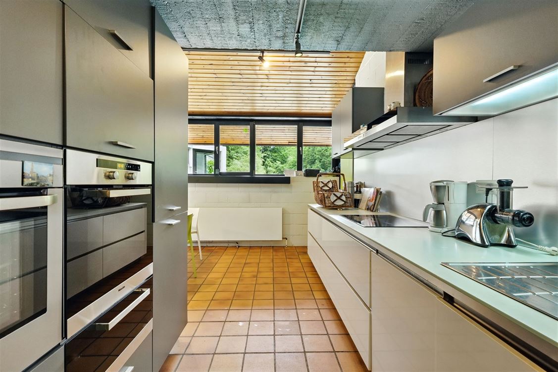 Villa/maison/ferme à DAVE (5 chambres)