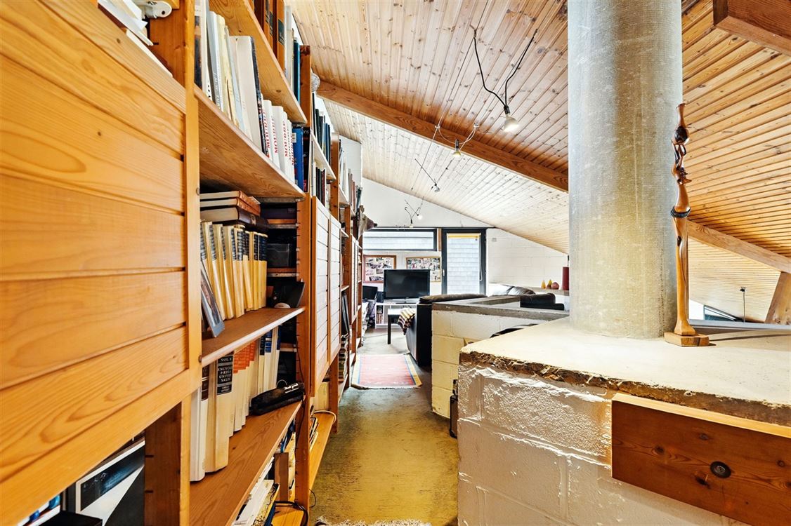 Villa/maison/ferme à DAVE (5 chambres)