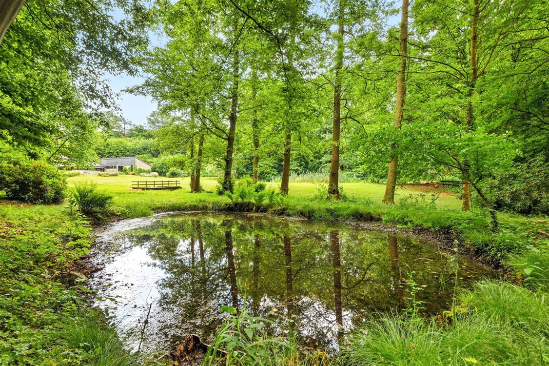 Villa/maison/ferme à DAVE (5 chambres)