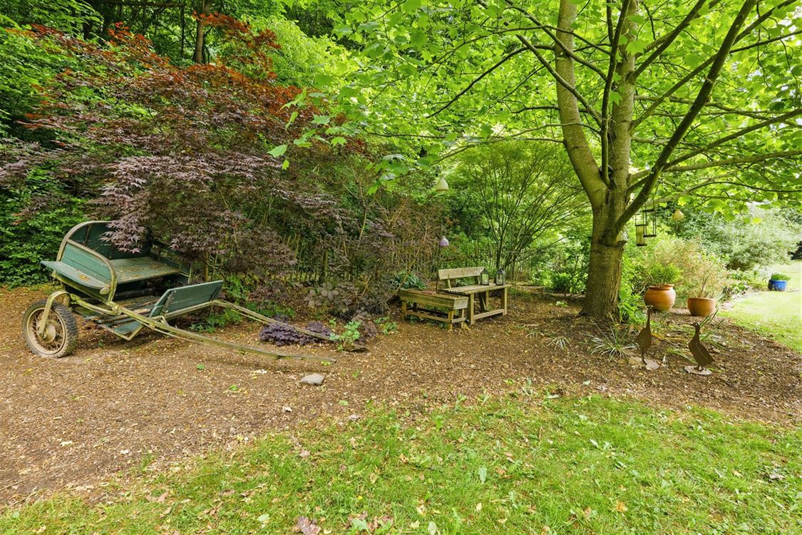 Villa/maison/ferme à DAVE (5 chambres)