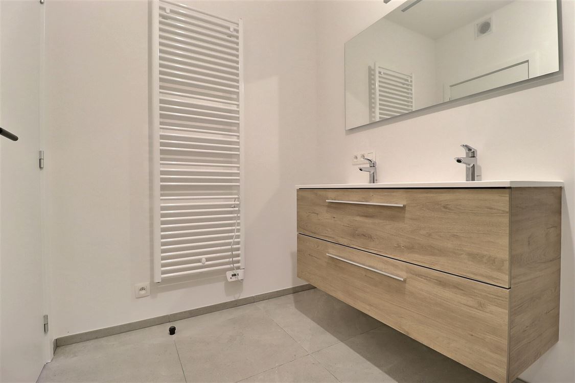 Appartement à VITRIVAL (2 chambres)