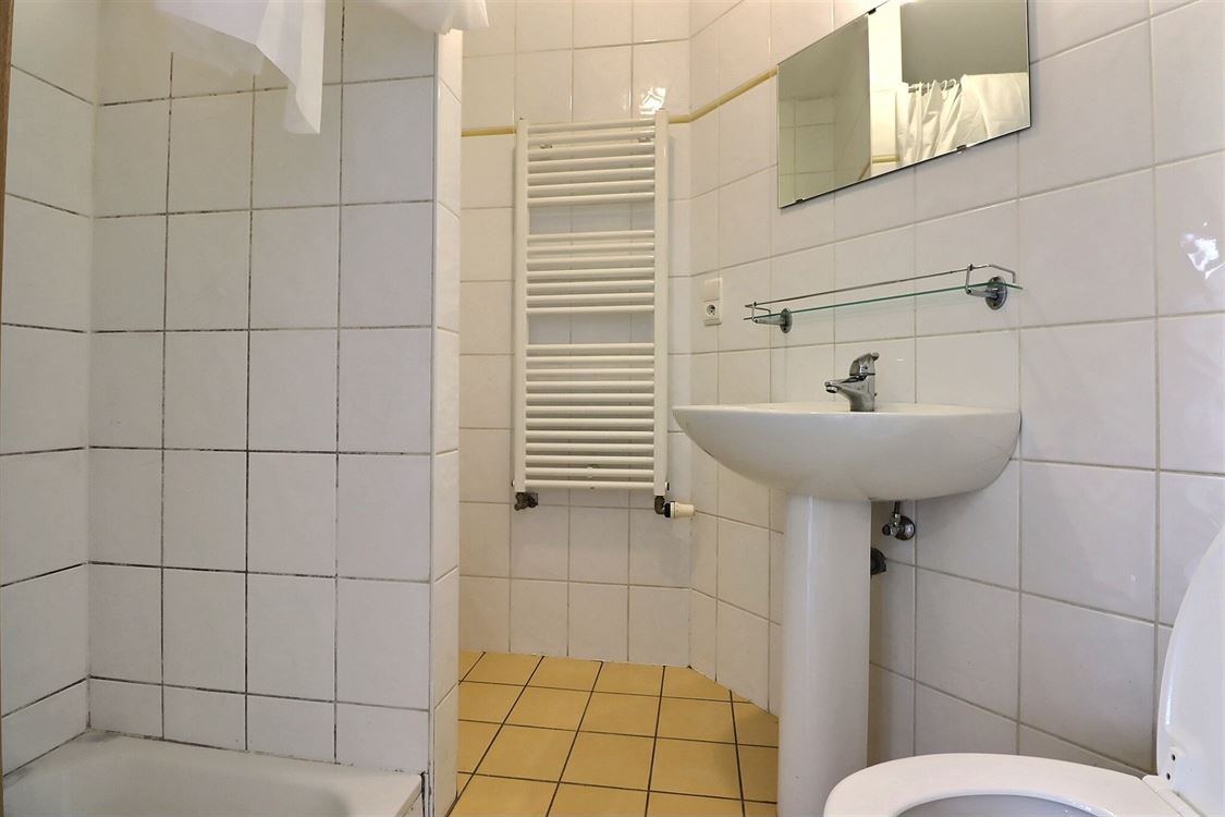 Appartement à Bouvignes-sur-Meuse (0 chambre)