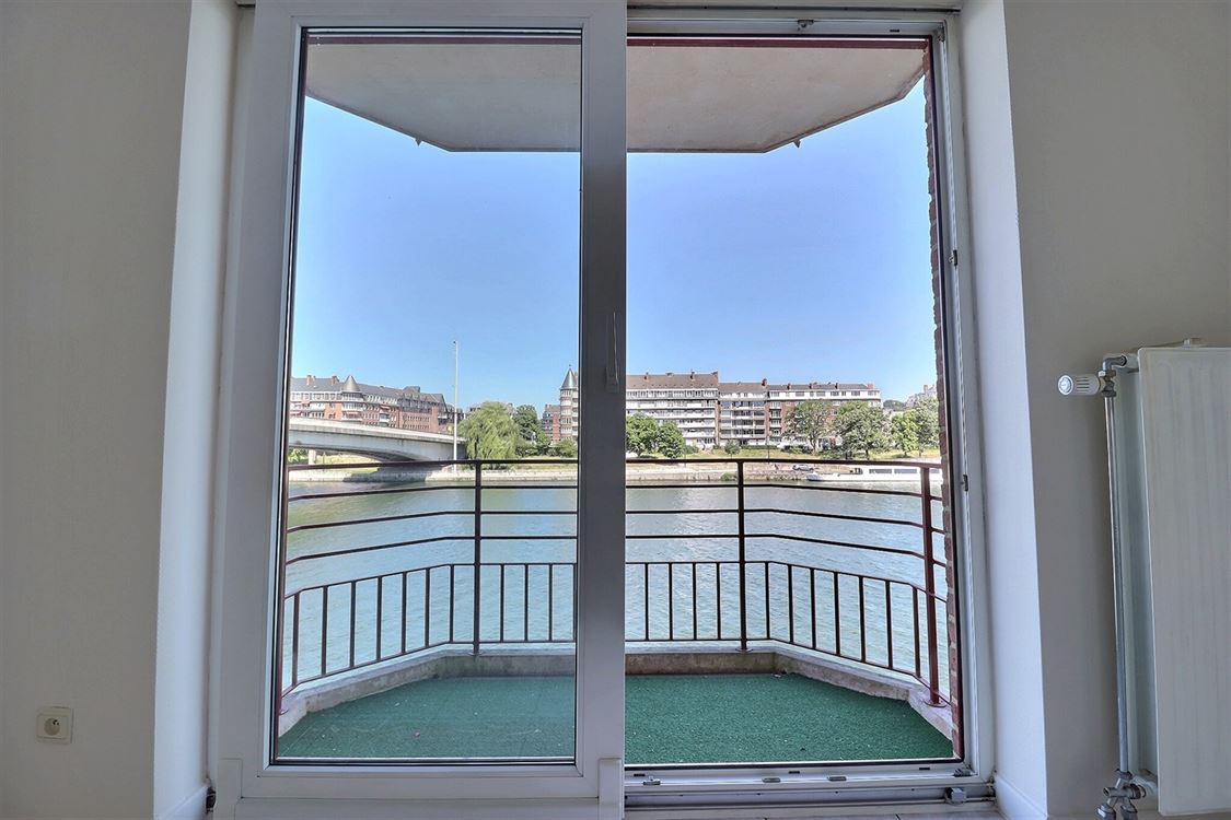 Appartement à JAMBES (2 chambres)