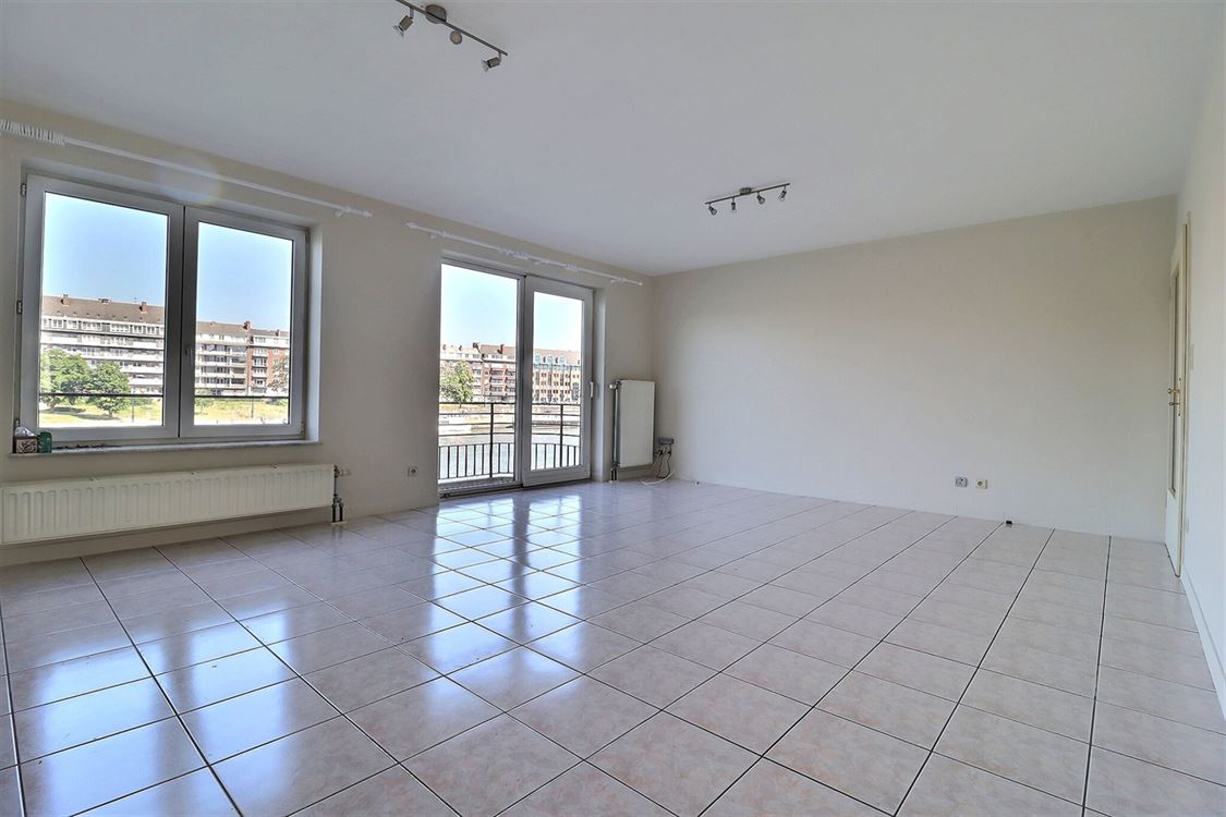 Appartement à JAMBES (2 chambres)