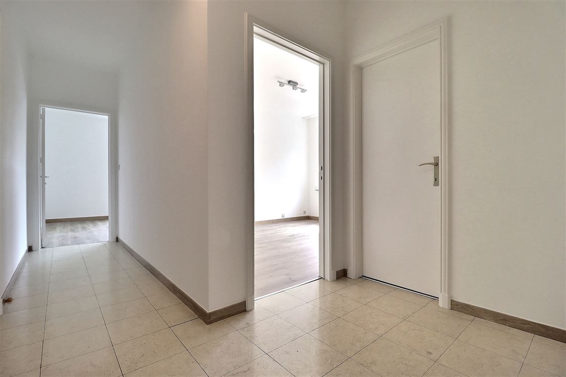 Appartement à JAMBES (2 chambres)