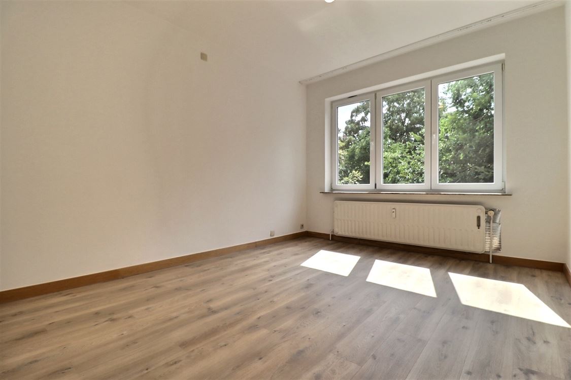 Appartement à JAMBES (2 chambres)