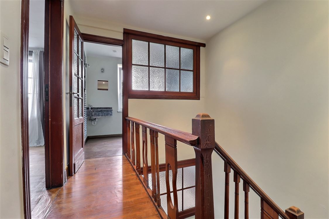 Villa/maison/ferme à NAMUR (4 chambres)