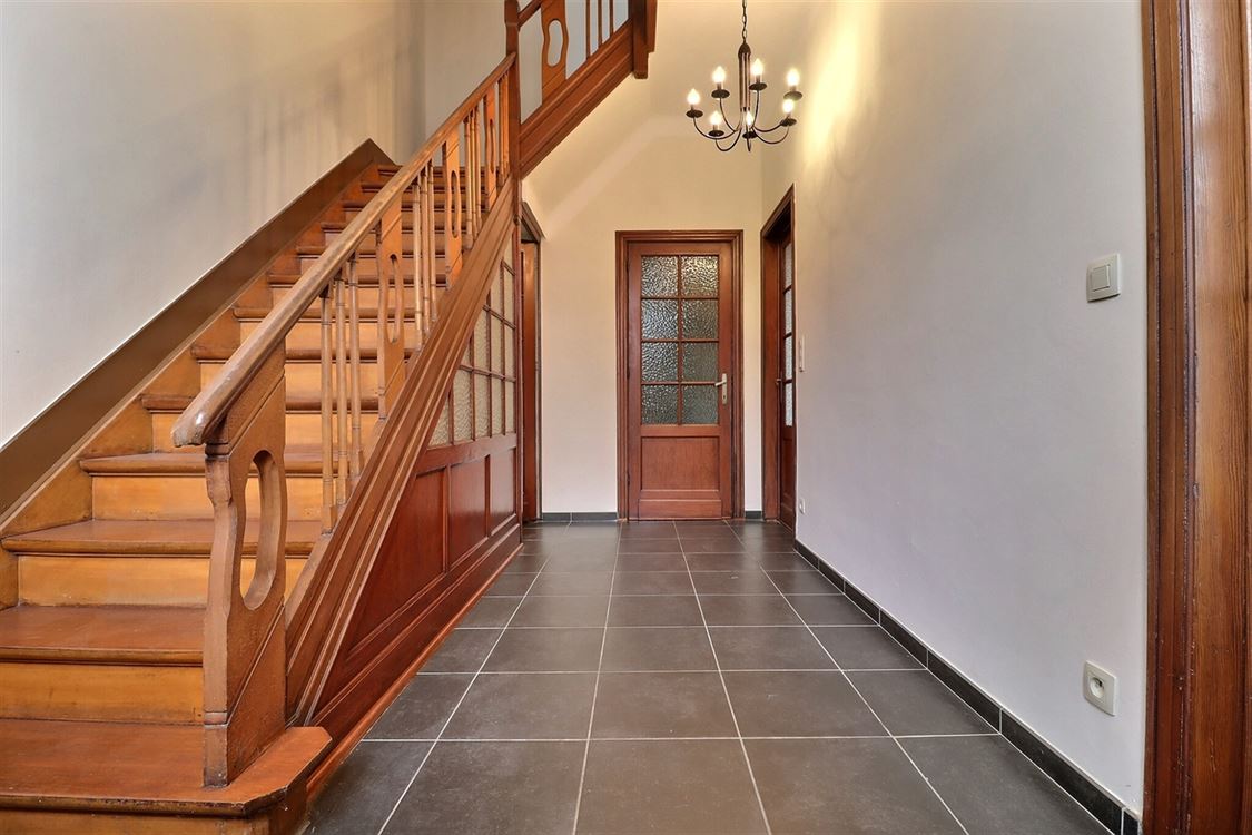 Villa/maison/ferme à NAMUR (4 chambres)