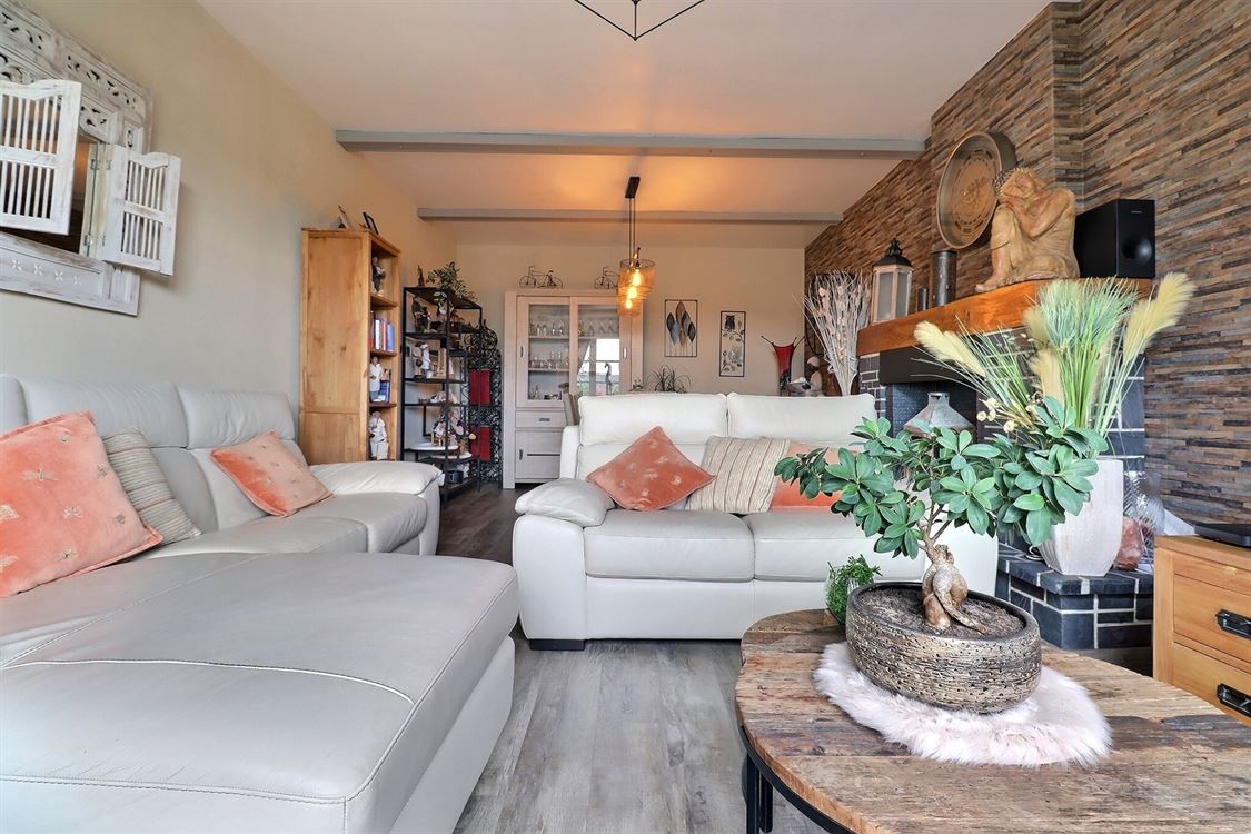 Immeuble de rapport à FLAWINNE (4 chambres)