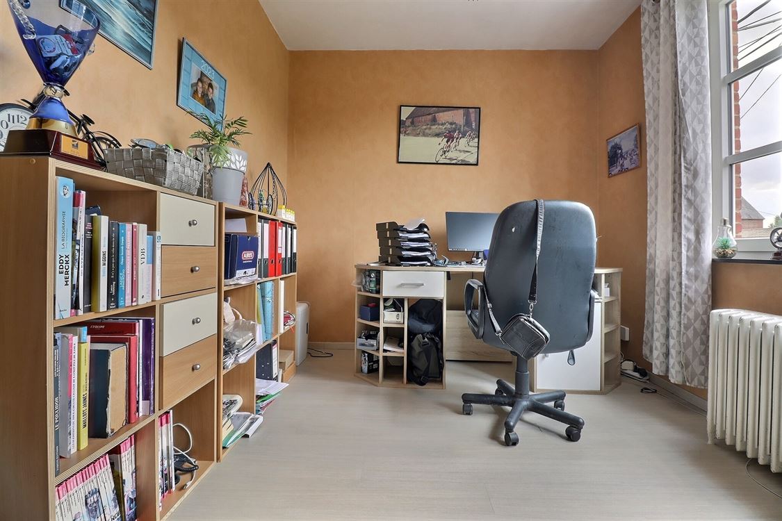 Immeuble de rapport à FLAWINNE (4 chambres)