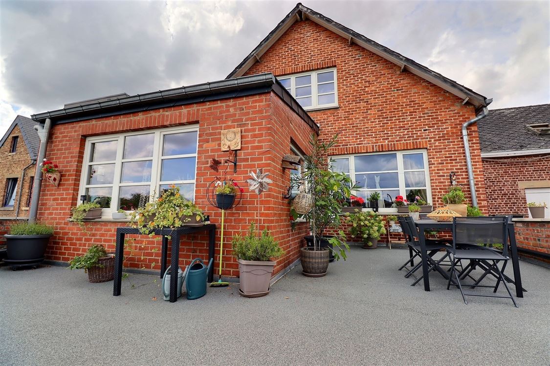 Immeuble de rapport à FLAWINNE (4 chambres)