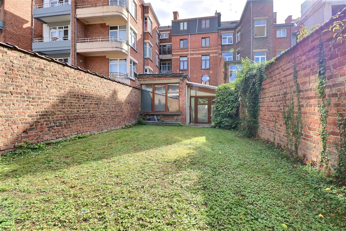 Local commercial à NAMUR (0 chambre)