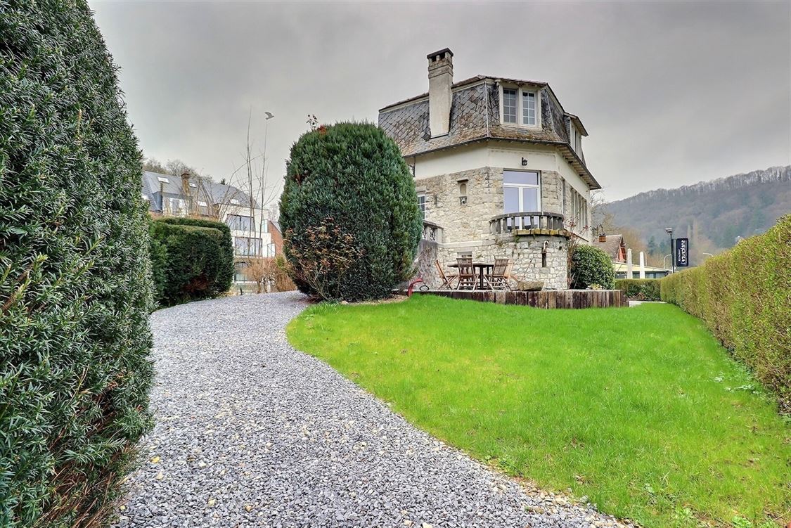 Villa/maison/ferme à PROFONDEVILLE (3 chambres)