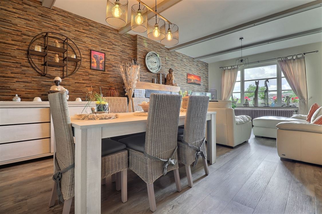 Immeuble de rapport à FLAWINNE (4 chambres)