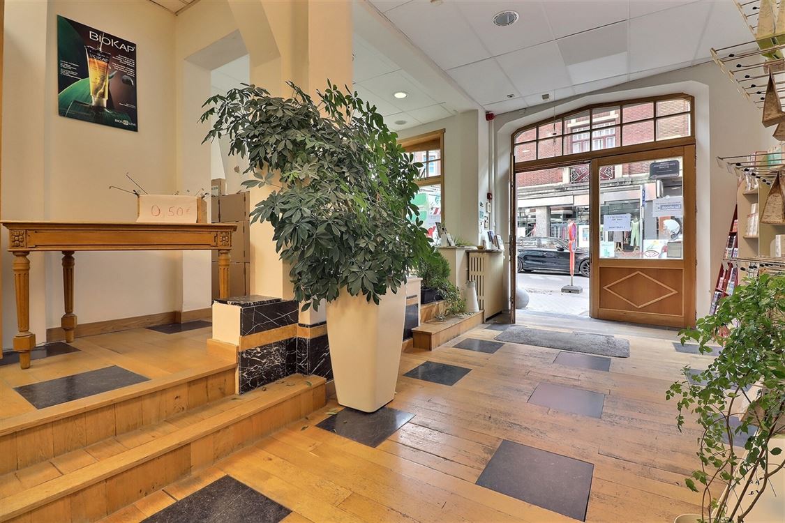 Local commercial à NAMUR (0 chambre)