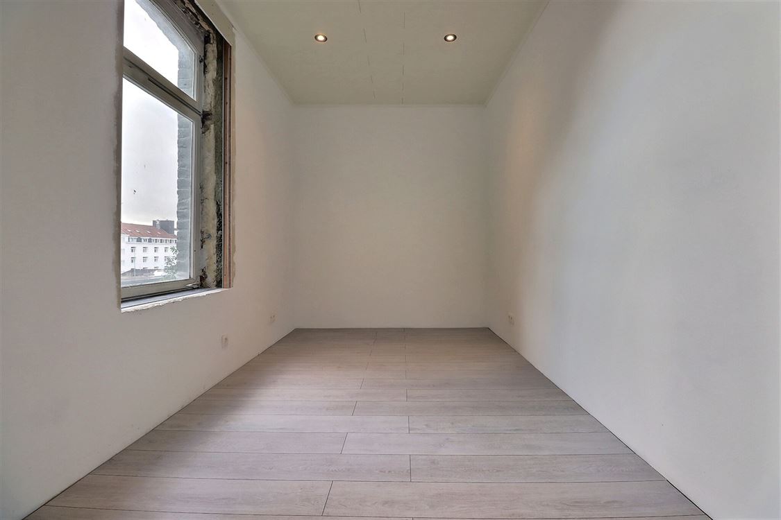 Villa/maison/ferme à Saint-Servais (3 chambres)