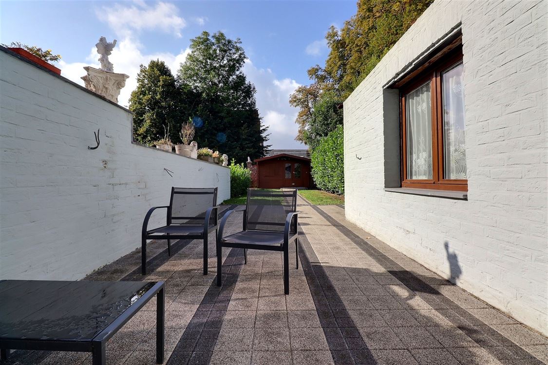 Villa/maison/ferme à Saint-Servais (3 chambres)