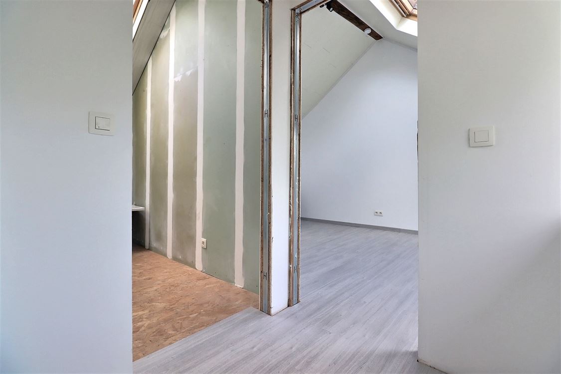 Villa/maison/ferme à Saint-Servais (3 chambres)