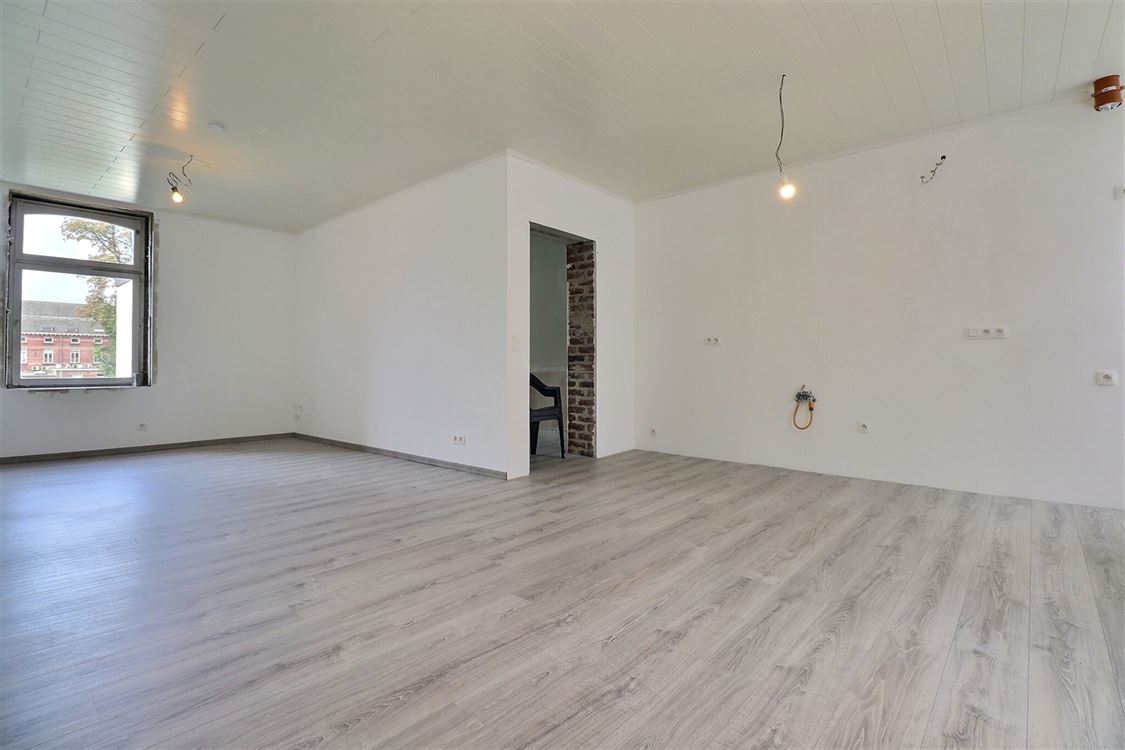 Villa/maison/ferme à Saint-Servais (3 chambres)