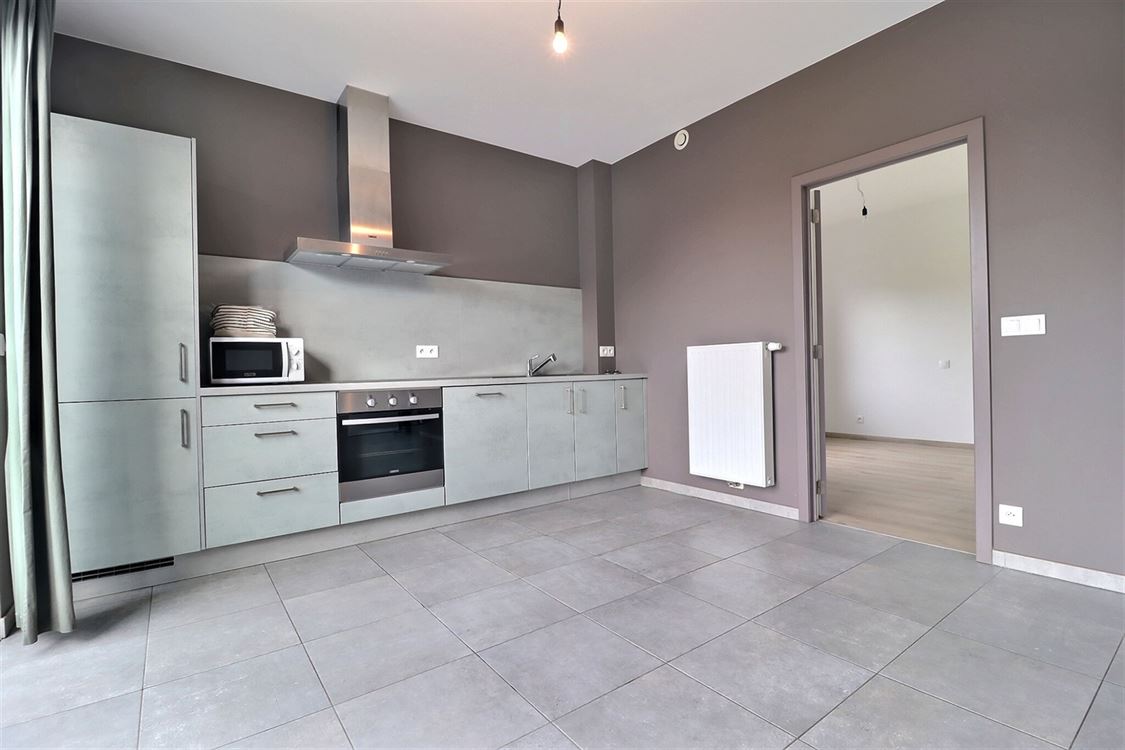 Appartement à JAMBES (1 chambre)