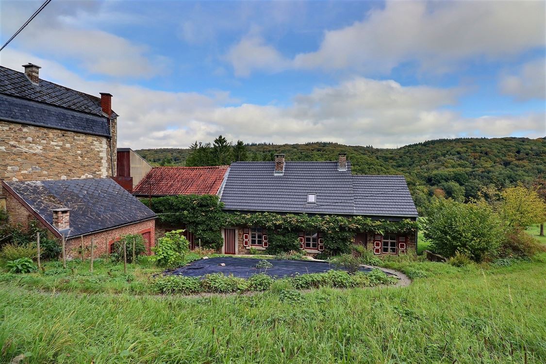Villa/maison/ferme à LUSTIN (3 chambres)