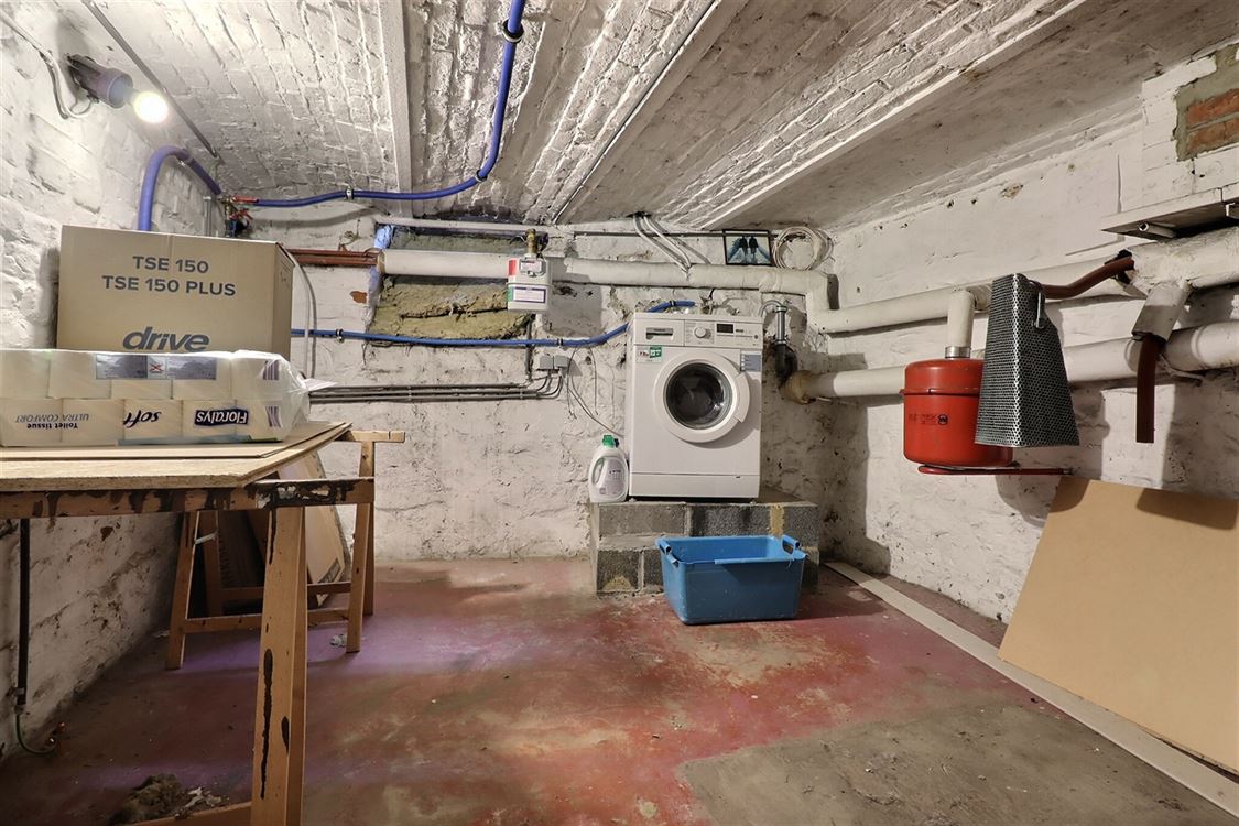 Villa/maison/ferme à Saint-Servais (3 chambres)