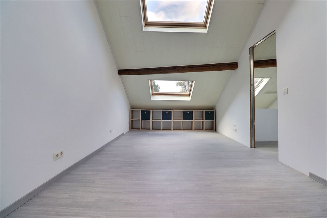 Villa/maison/ferme à Saint-Servais (3 chambres)