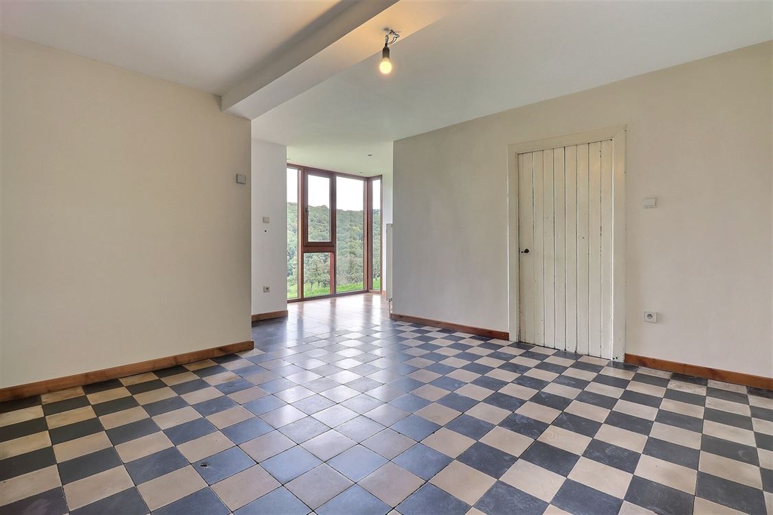 Villa/maison/ferme à LUSTIN (3 chambres)