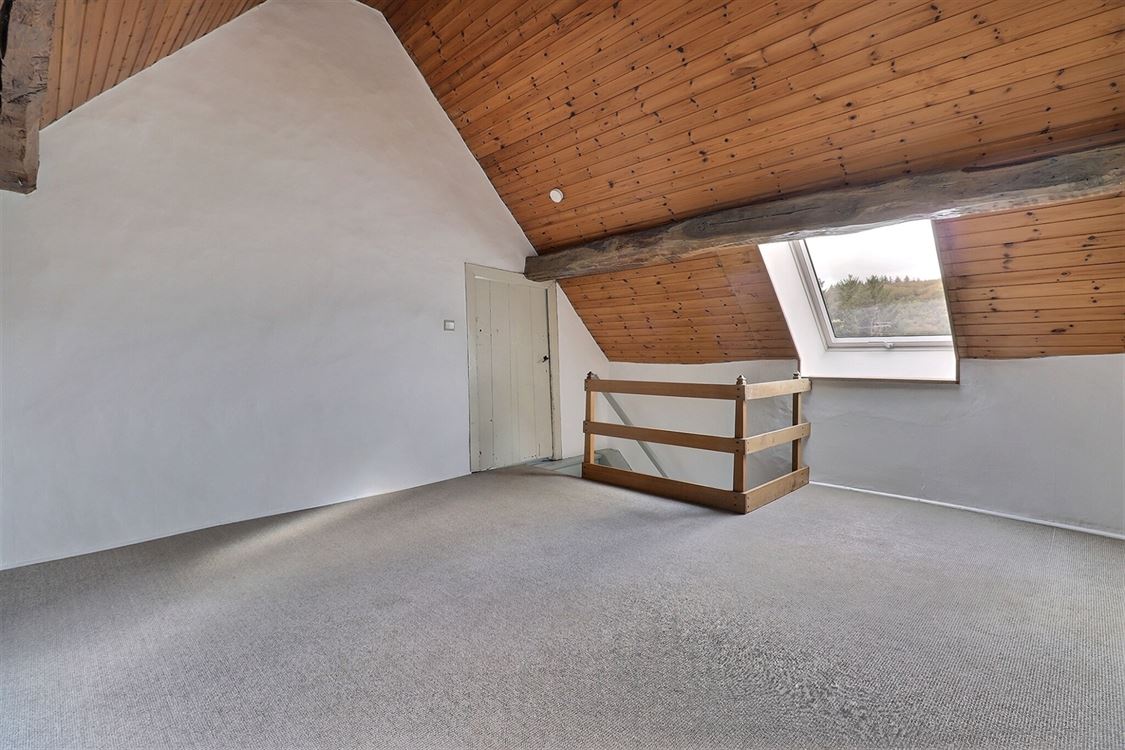 Villa/maison/ferme à LUSTIN (3 chambres)