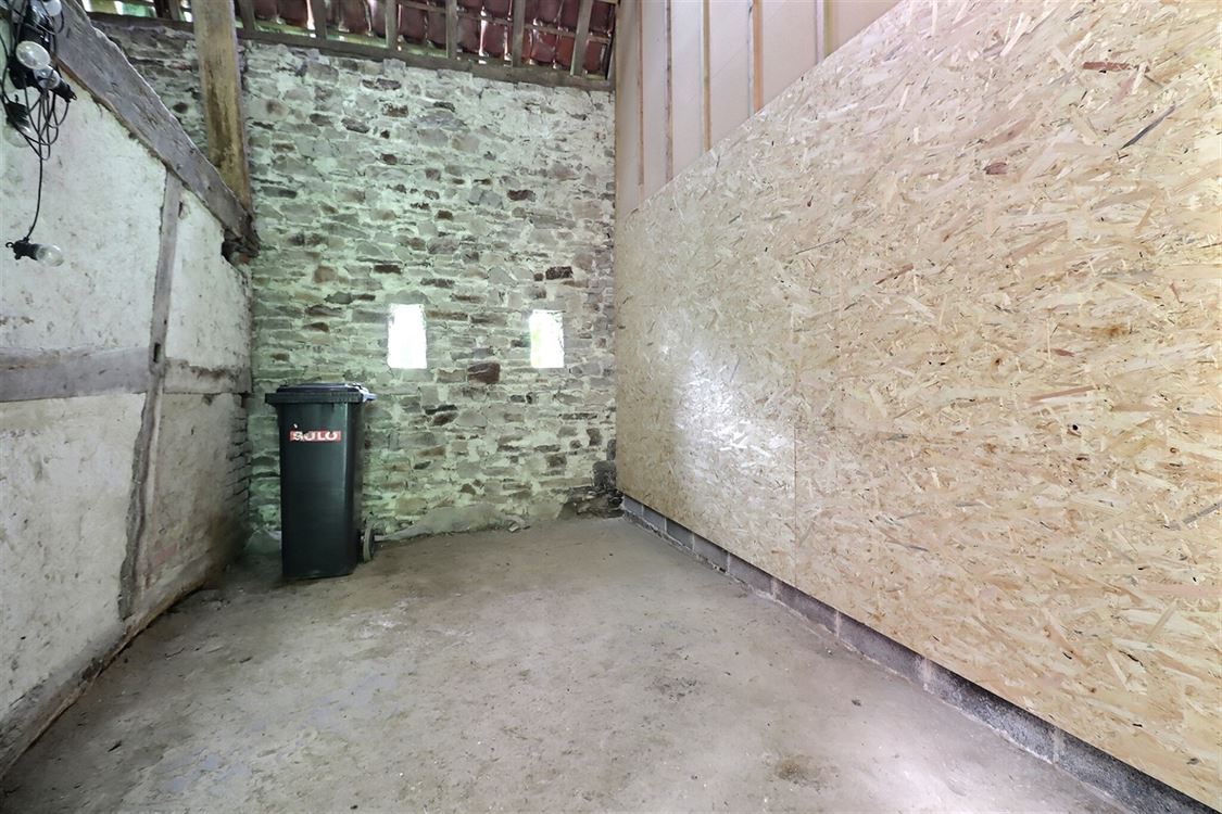 Villa/maison/ferme à LUSTIN (3 chambres)