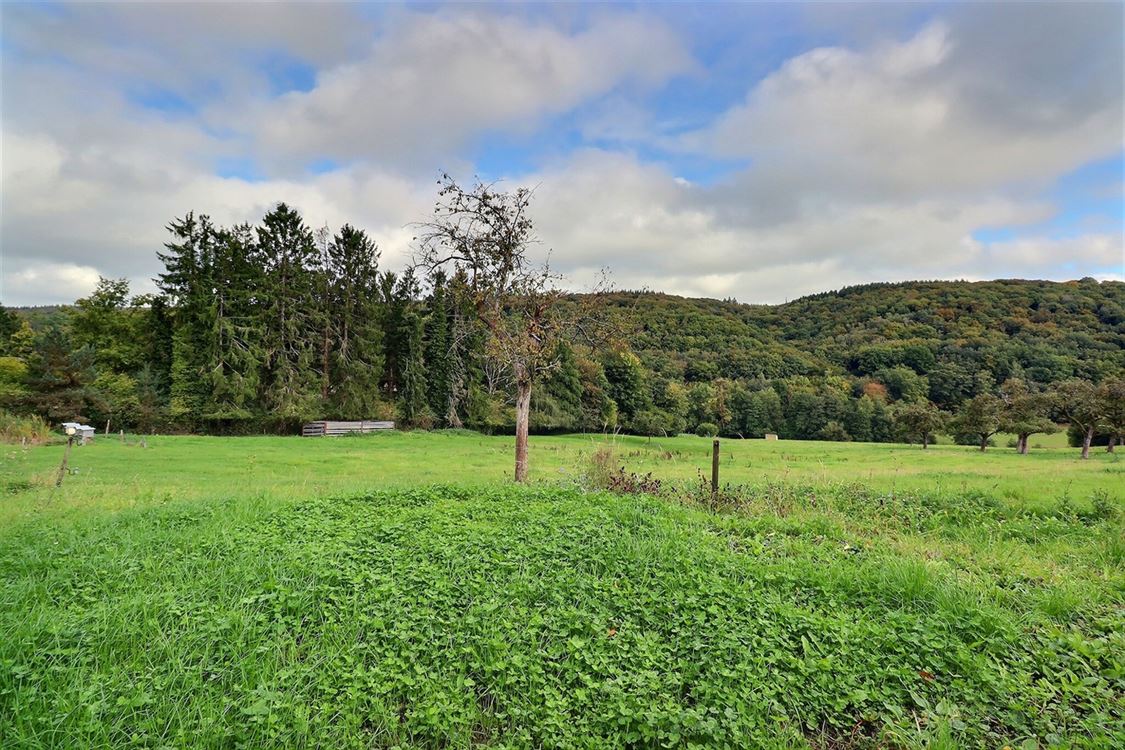 Villa/maison/ferme à LUSTIN (3 chambres)