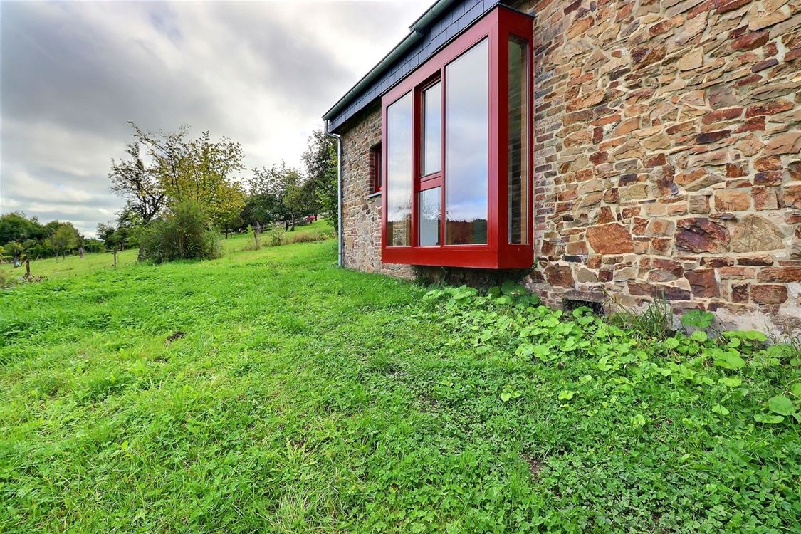Villa/maison/ferme à LUSTIN (3 chambres)