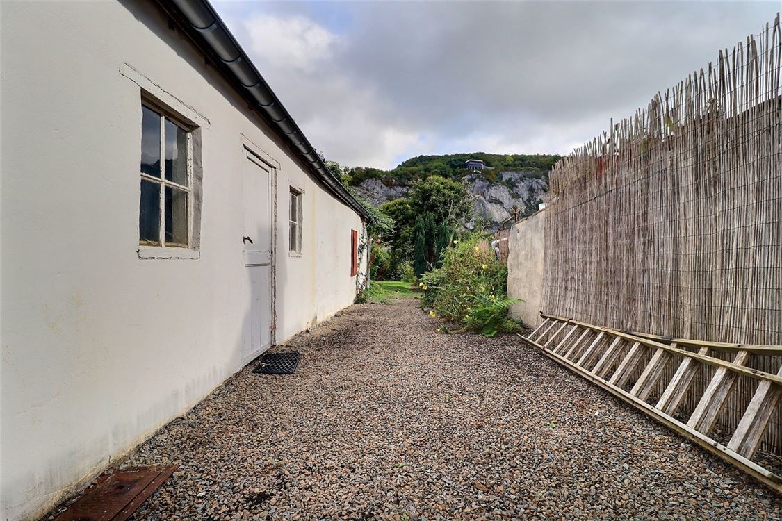 Immeuble de rapport à PROFONDEVILLE (1 chambre)