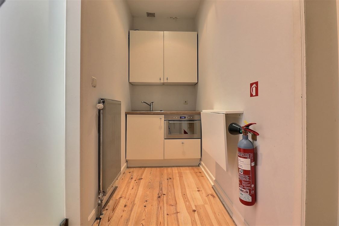 Local commercial à PROFONDEVILLE (0 chambre)