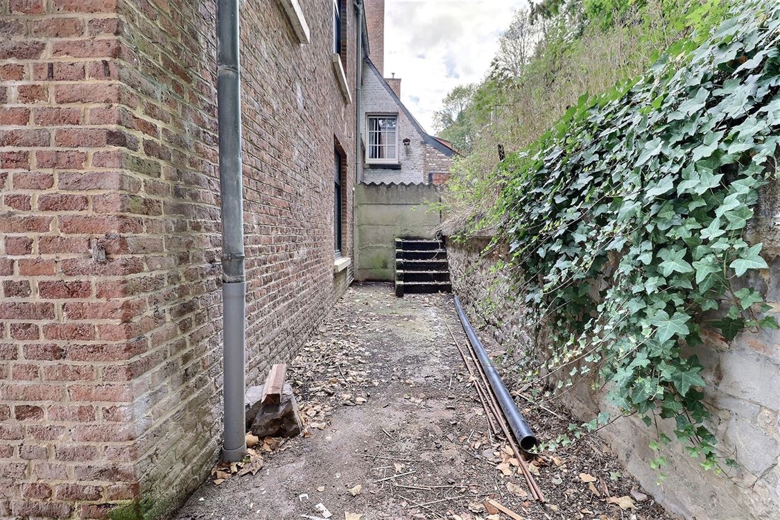 Villa/maison/ferme à Namur (4 chambres)