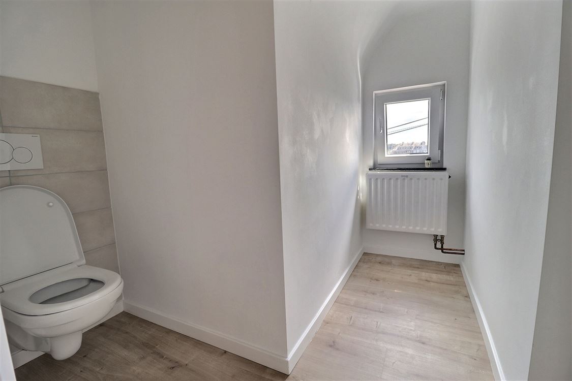 Villa/maison/ferme à Namur (4 chambres)