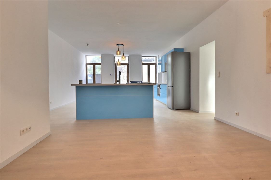 Villa/maison/ferme à Denée (3 chambres)