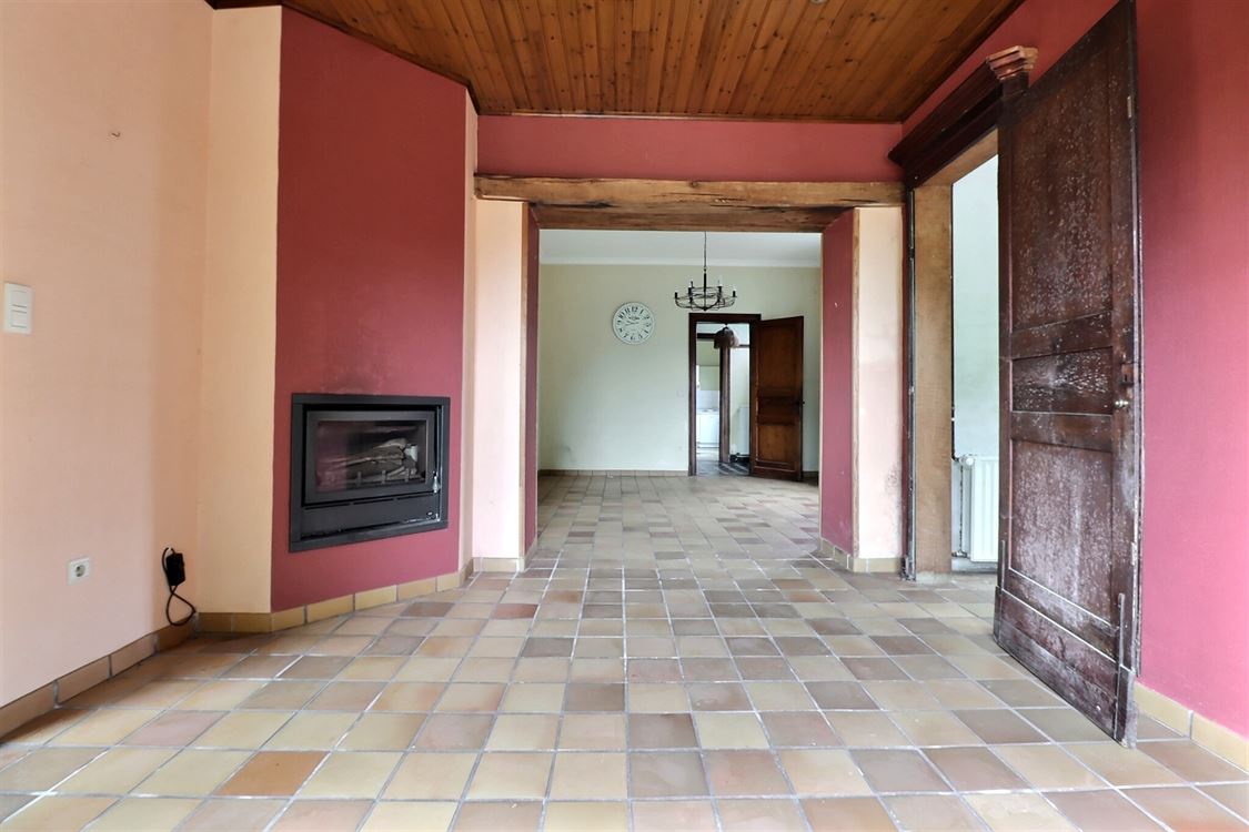 Villa/maison/ferme à SPY (3 chambres)