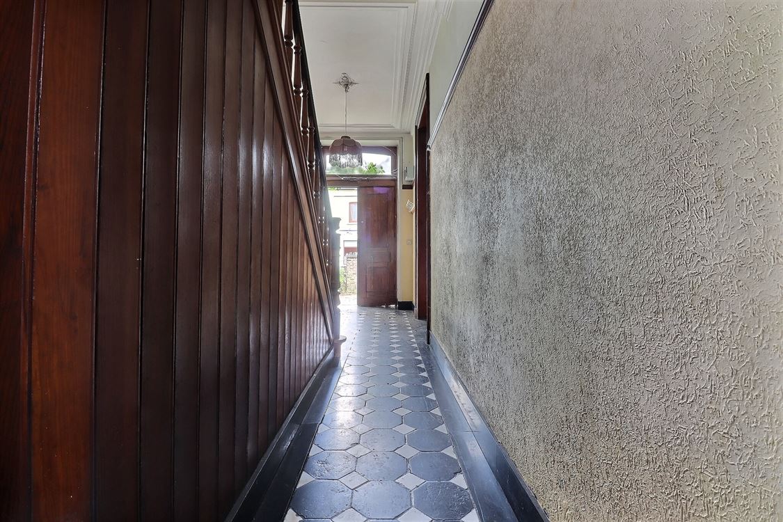 Villa/maison/ferme à SPY (3 chambres)