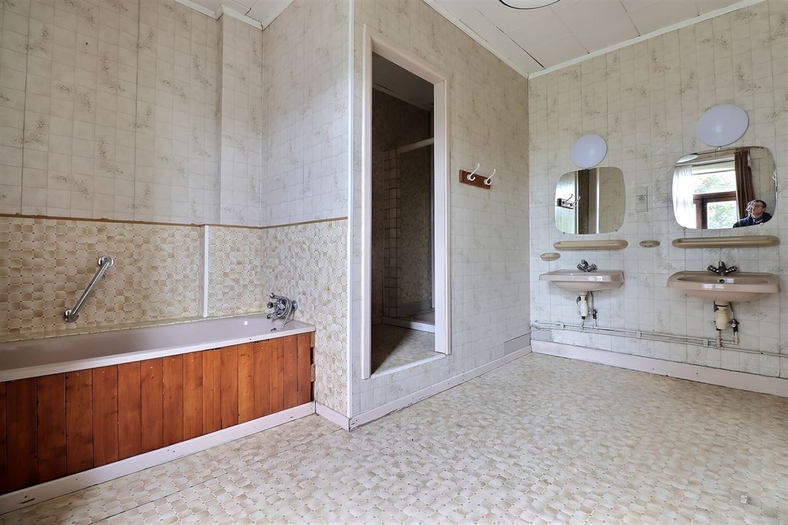 Villa/maison/ferme à SPY (3 chambres)