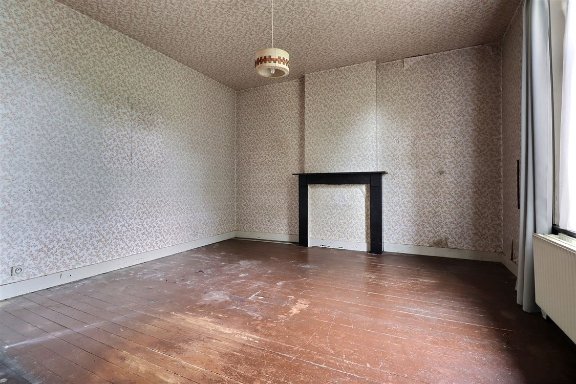 Villa/maison/ferme à SPY (3 chambres)