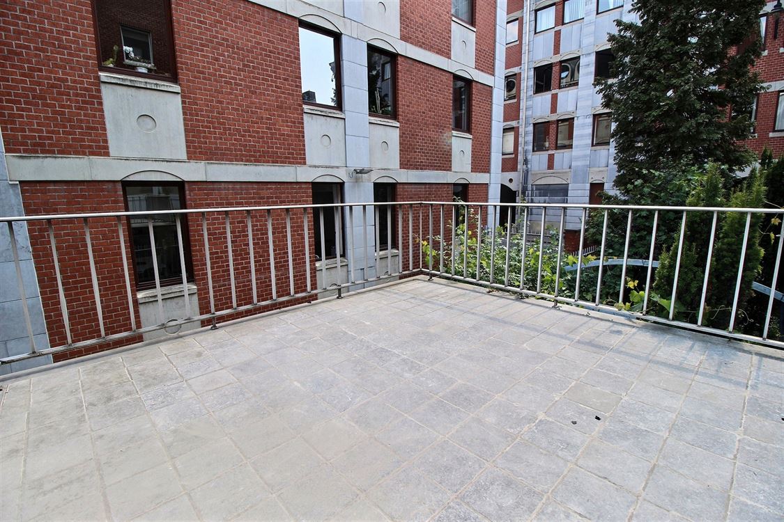 Appartement à JAMBES (2 chambres)