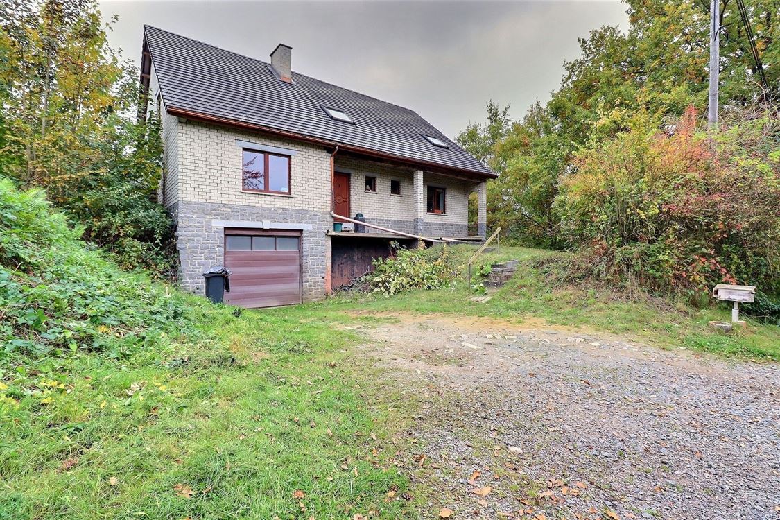 Villa/maison/ferme à BOIS-DE-VILLERS (6 chambres)