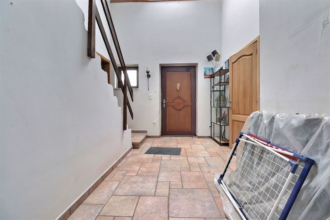 Villa/maison/ferme à BOIS-DE-VILLERS (6 chambres)