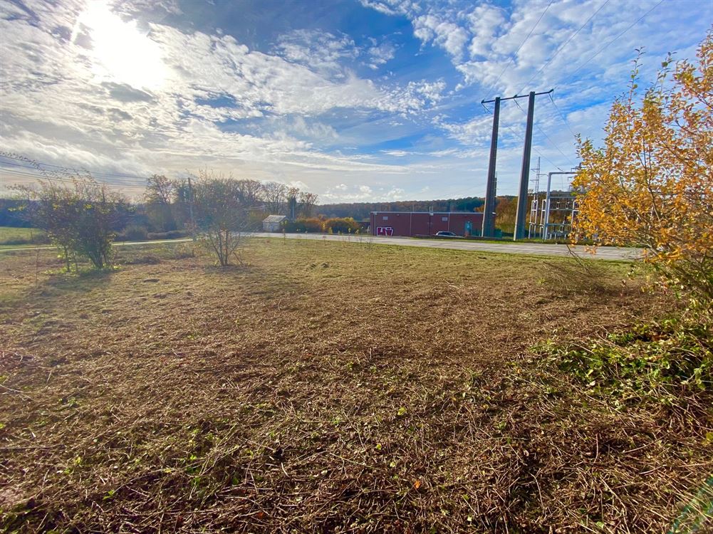 Immeuble de rapport à BOIS-DE-VILLERS (0 chambre)