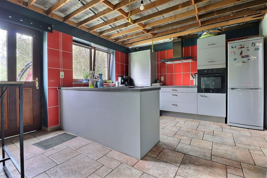 Villa/maison/ferme à BOIS-DE-VILLERS (6 chambres)