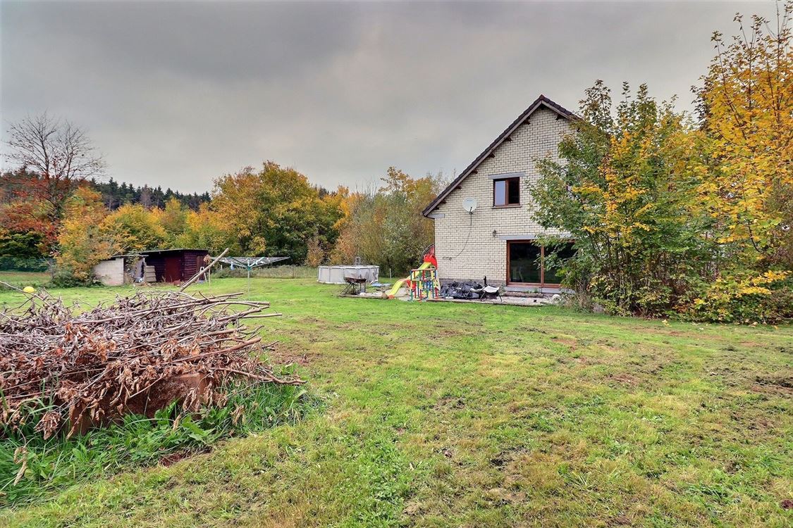 Villa/maison/ferme à BOIS-DE-VILLERS (6 chambres)