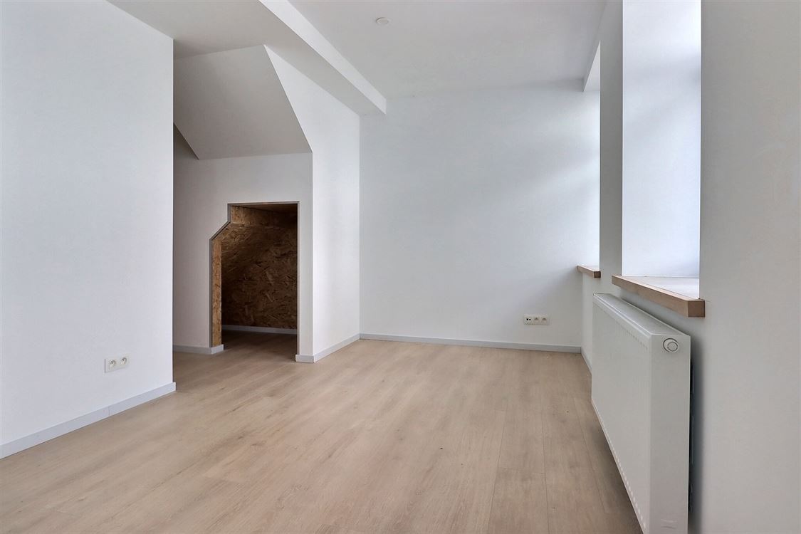 Villa/maison/ferme à Denée (3 chambres)