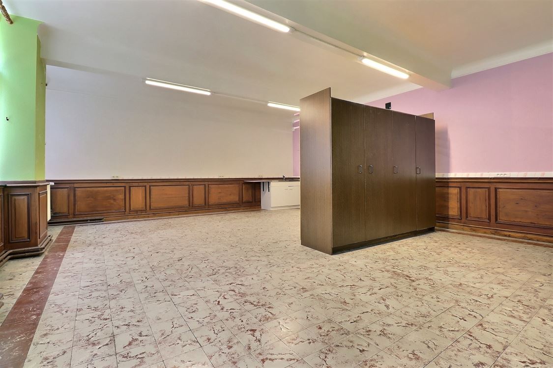 Local commercial à MALONNE (0 chambre)