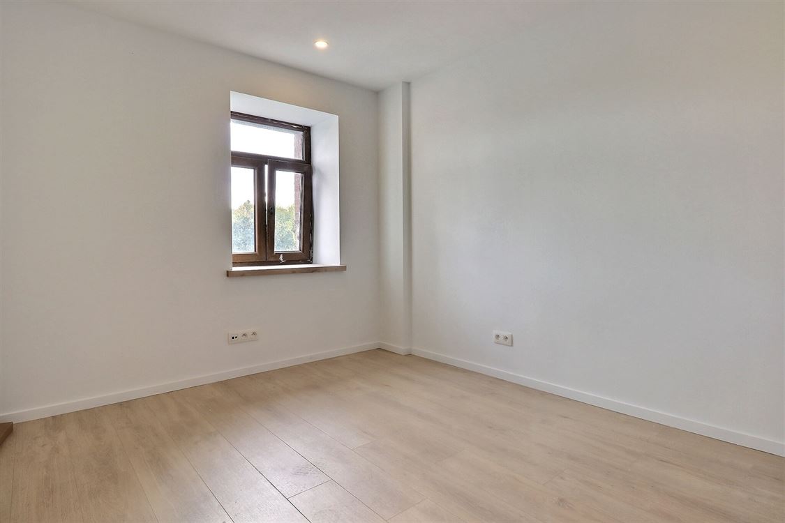 Villa/maison/ferme à Denée (3 chambres)